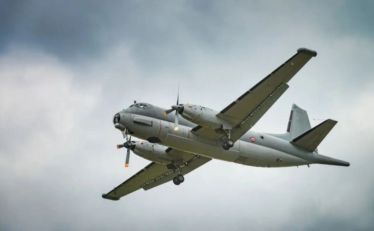 Avion francez puternic survolește apele României pentru patrulare maritimă