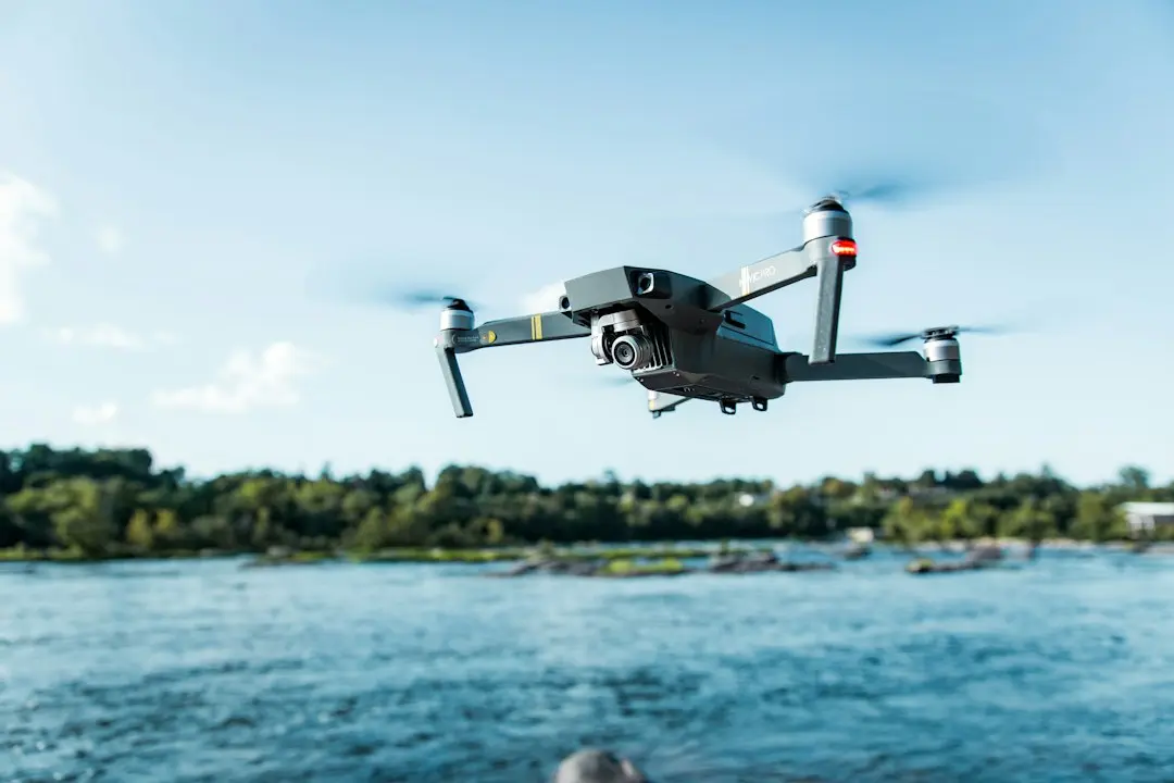 Drone maritime lovesc navă de containere în Marea Neagră