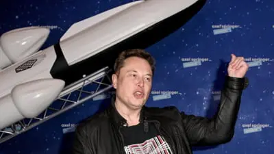 Elon Musk a închis Starlink pentru Ucraina din motive financiare ascunse, amenințând să piardă un avantaj militar