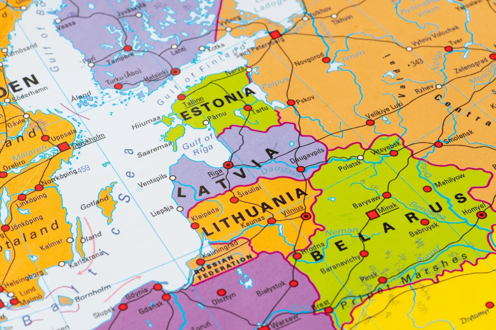 Estonia poate cumpăra 600 de buncăre pentru granița cu Rusia