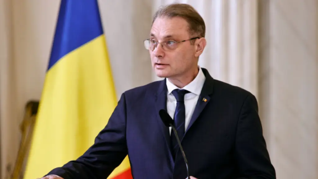 Prima ieșire externă a premierului: Luca Niculescu a ales Chișinăul pentru debutul diplomatic