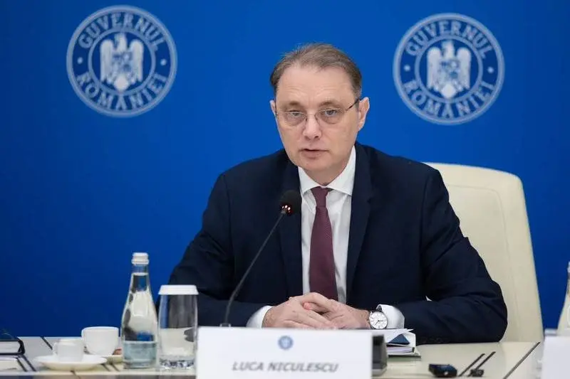 Niculescu și premierul ucrainean discută despre securitatea Mării Negre și drona
