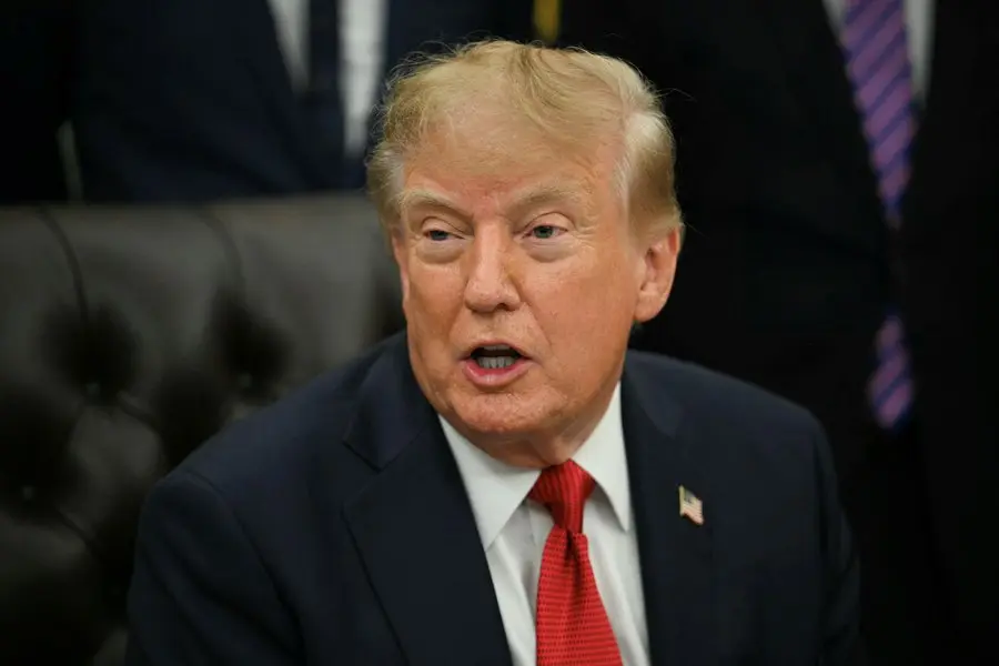 Trump despre scumpirea petrolului: „Nu-mi pasă, facem o avere
